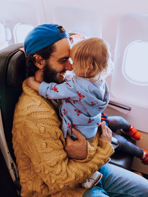 Occuper ses enfants pendant un vol en avion