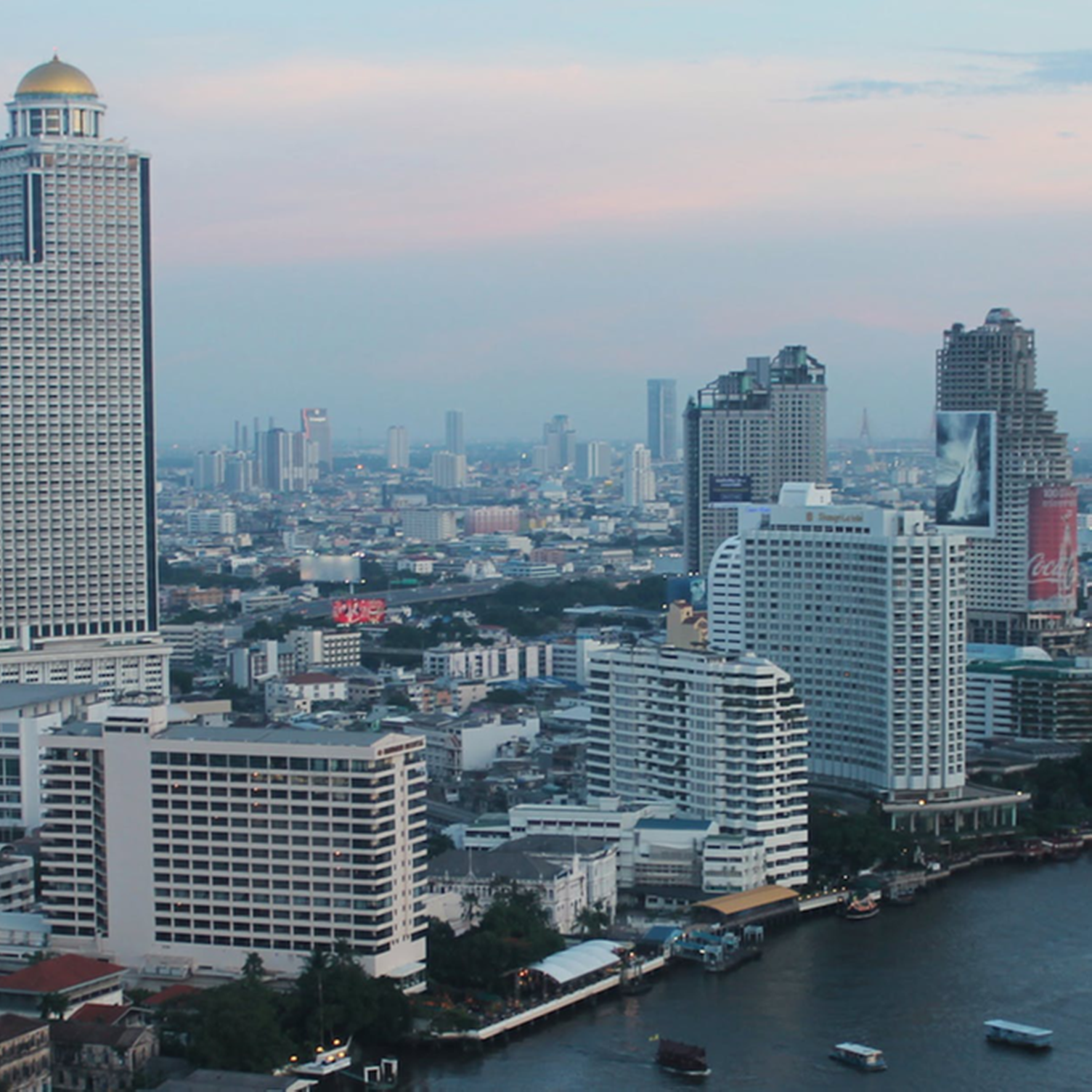 Veduta di Bangkok al tramonto