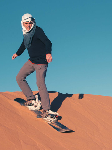 Sandboarding in der Sahara