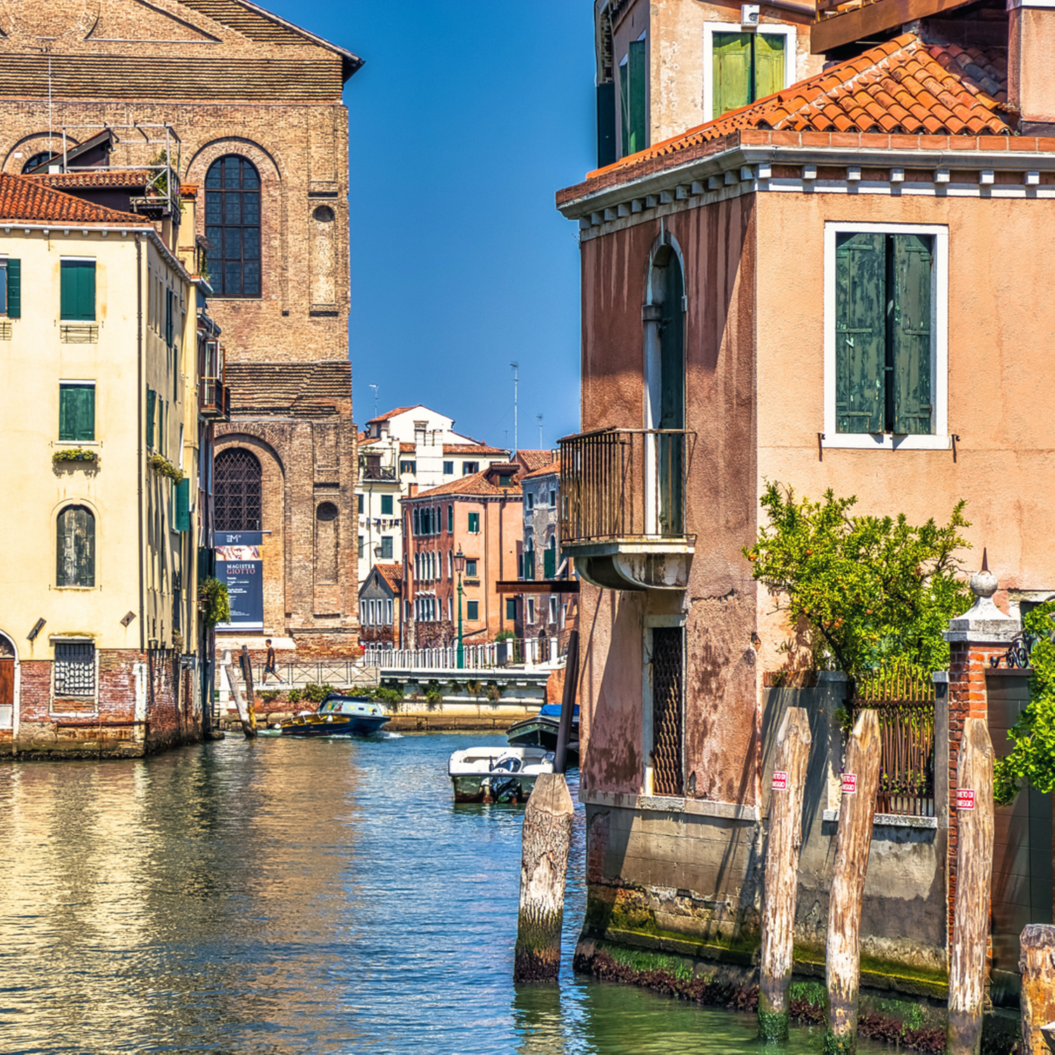 Blick auf Venedigs Kanal