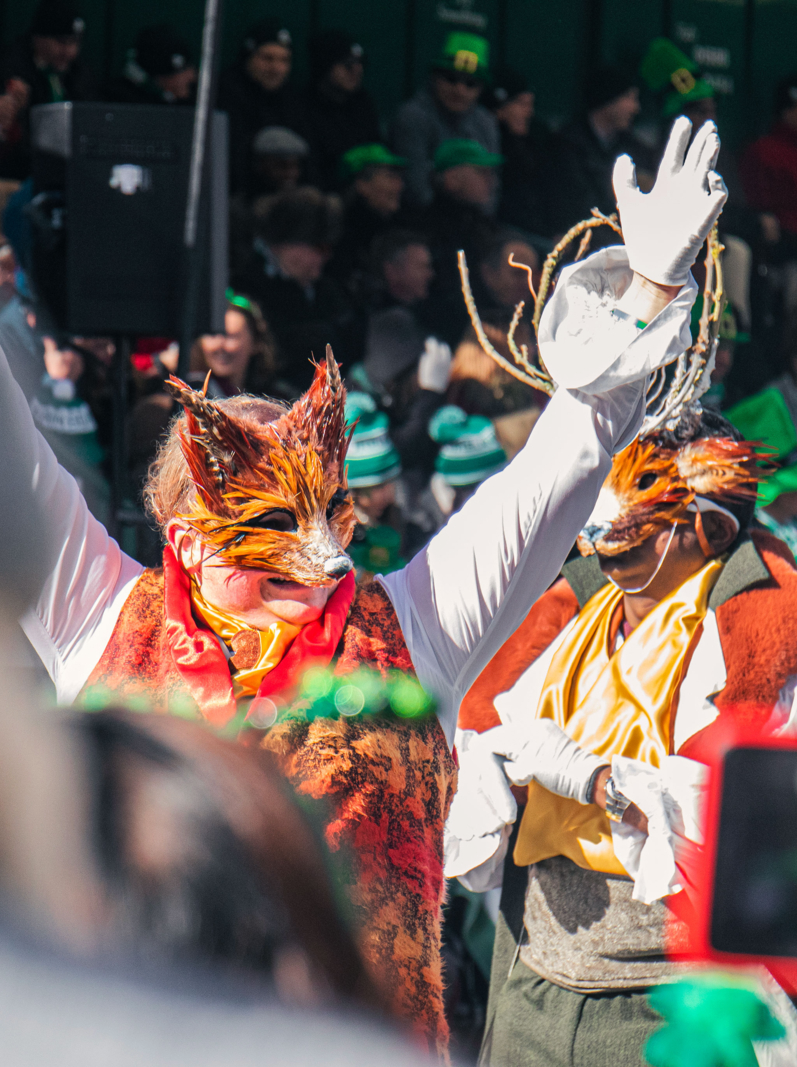 Parade du Saint-Sébastien , homme avec un masque célébrant la fête