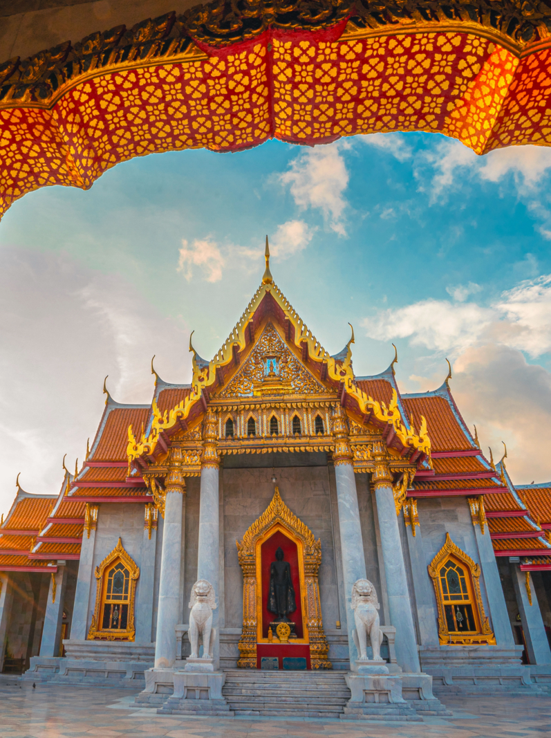 The Wat Benchamabophit or Marble temple is one of Bangkok is significant "nand beautiful temples with its white Italian marble. wat Ben is the one landmark of tourism many tourists like to visit